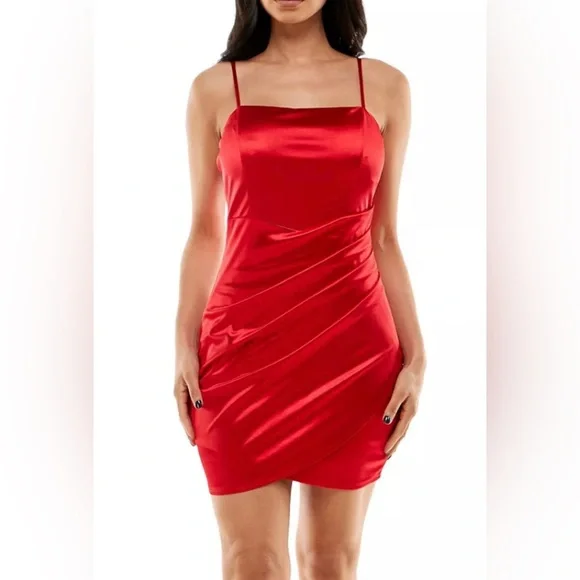 Emerald Sundae Juniors' Ruched Asymmetric Bodycon Dress - Red - Size XL Emerald Sundae Juniors' Ruched Asymmetric Bodycon Dress - Red - Size XL